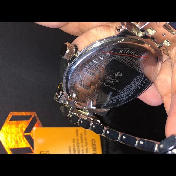 REAL DIAMOND watch! Comes w/ authenticity card WOW - Picture 3 of 9